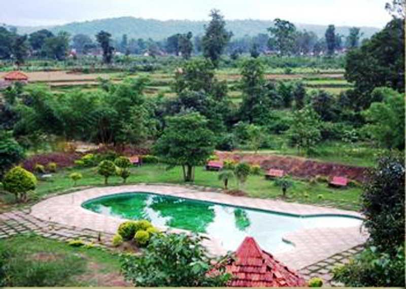 Mogli Resort Kanha Bagian luar foto